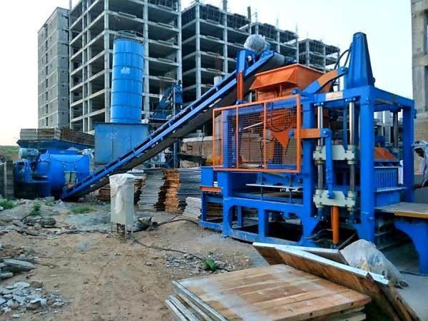 Fully Automatic Paver Block Making Machine