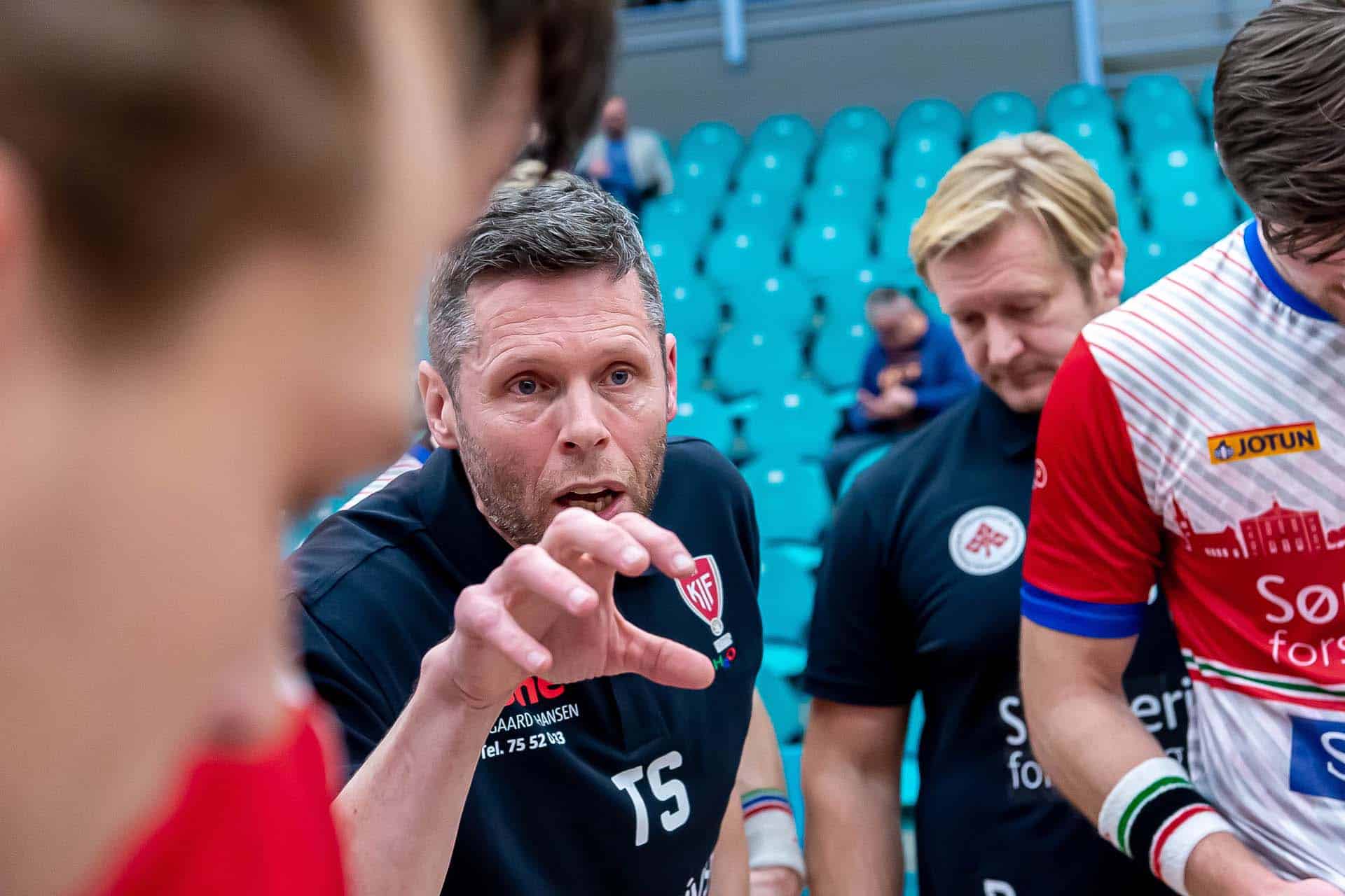 Assistenttræner stopper i KIF Kolding - Kolding Netavis