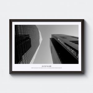 Personlig tavla med egen text i svartvitt skyskrapor