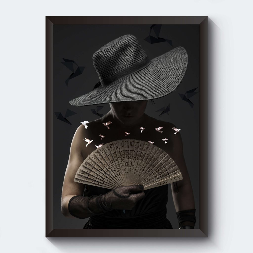 Svartvitt fotografi kvinna med hatt