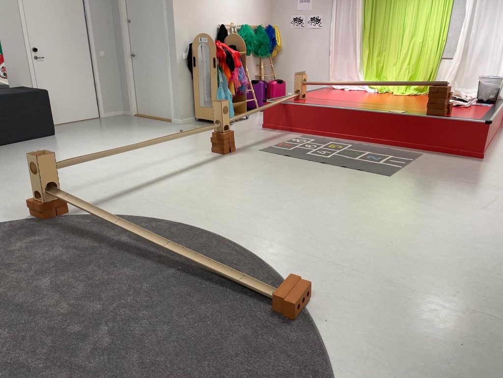 Lärmiljön på torget på förskolan Freden
