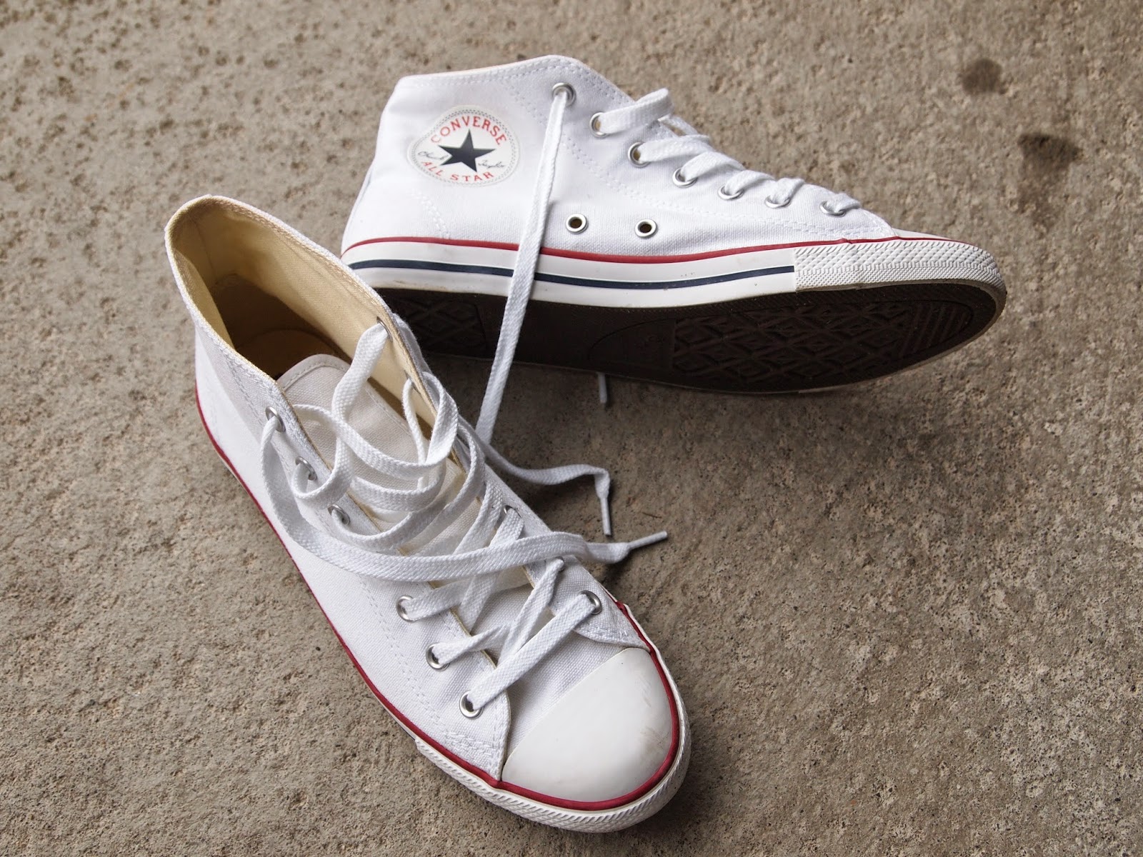 Converse Dainty