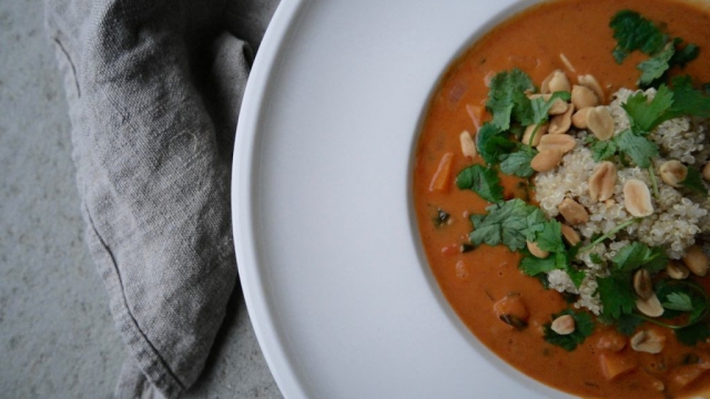 Julies vestafrikanske peanøttsuppe