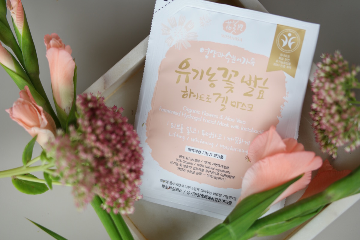 Organic Flowers Hydrogel Mask – Whamisa