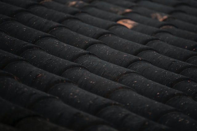 how to fix insulation for flat roof