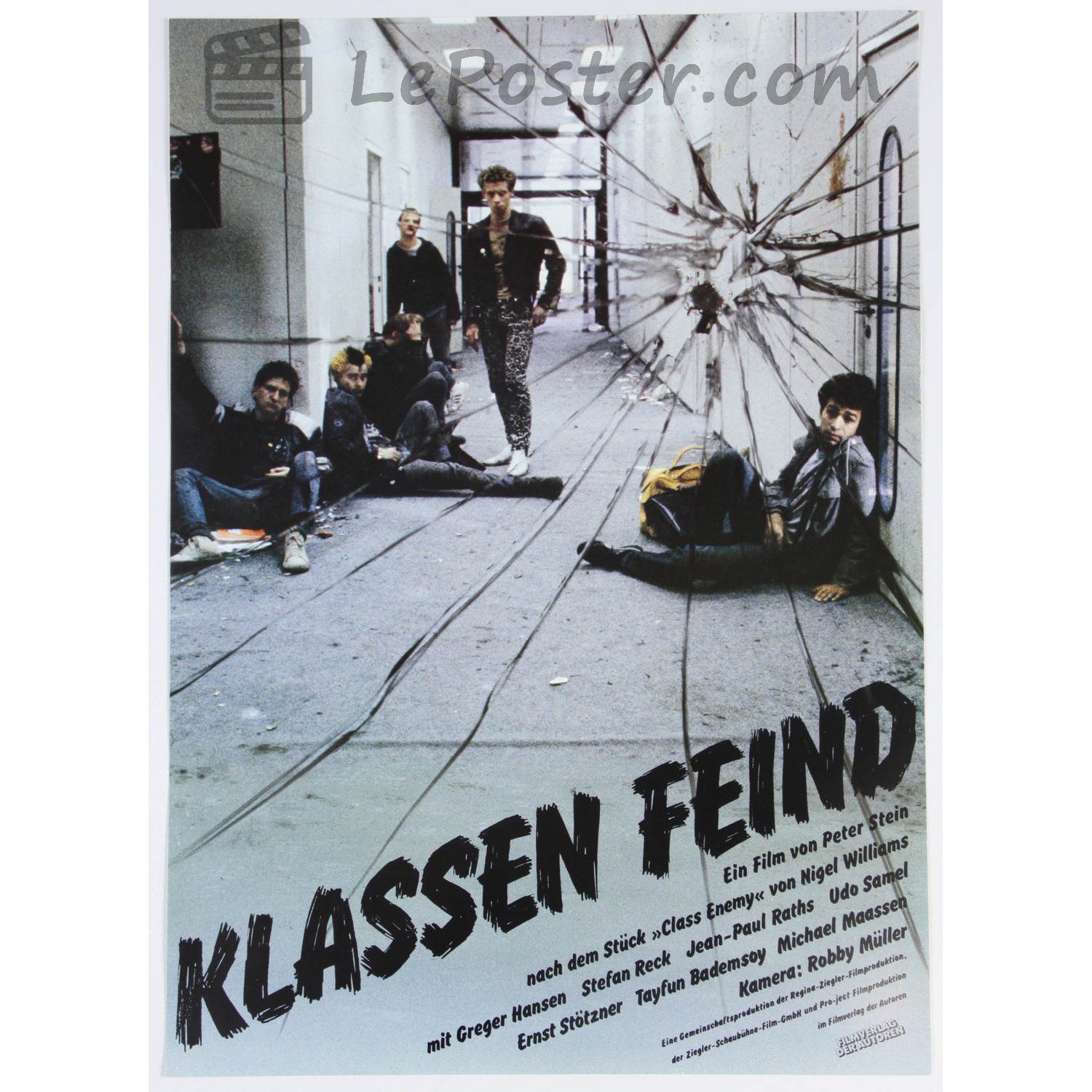 Original vintage movie poster for Klassen Feind (1983), directed by Peter Stein for the Germany theatrical release.