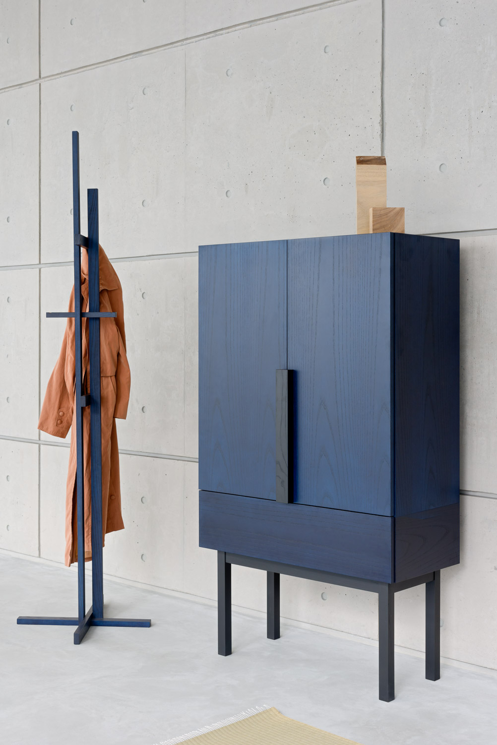 elements coat rack stand shin azumi ariake