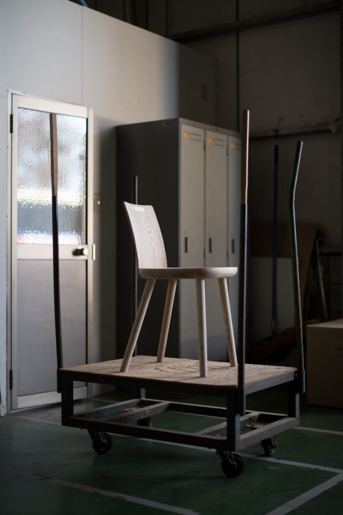 blest chair ariake light color
