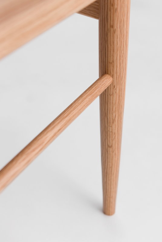 ariake outline chair detail