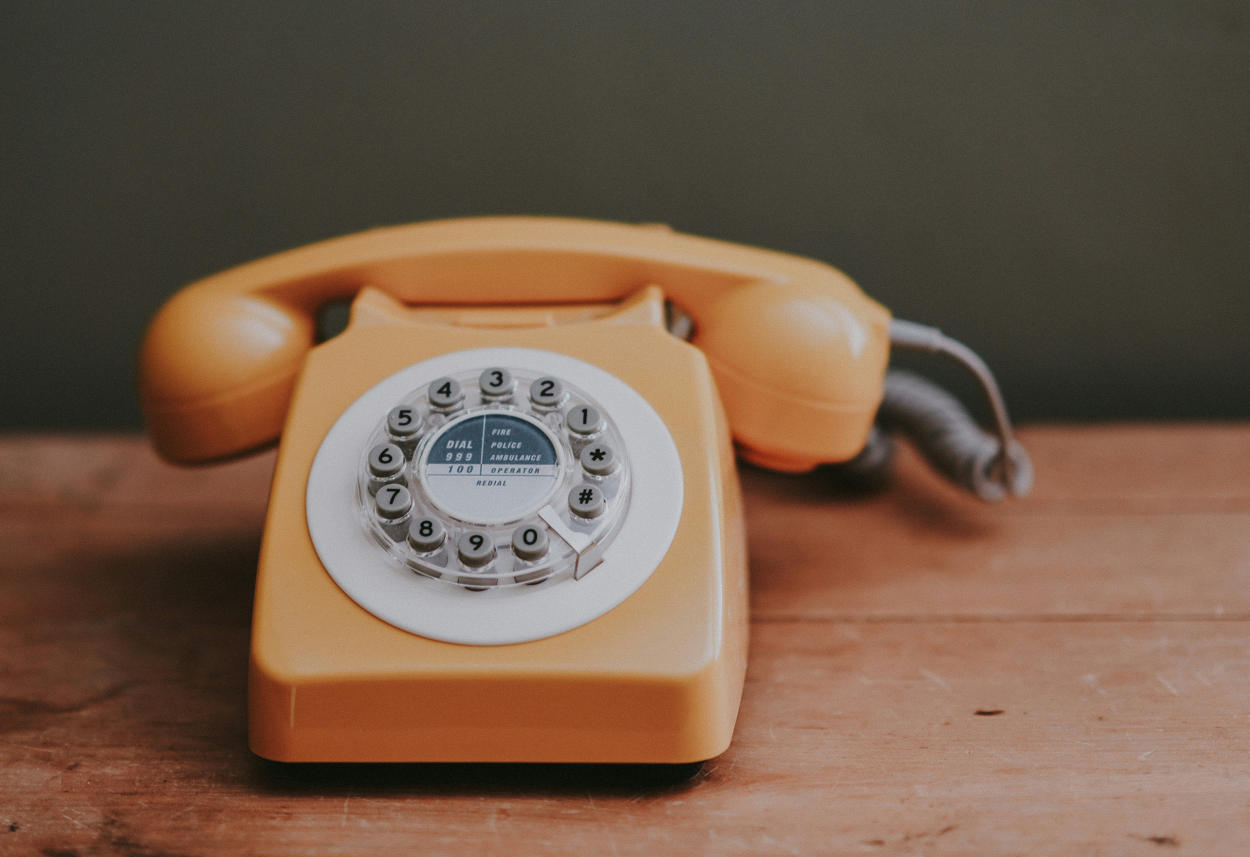 retro phone