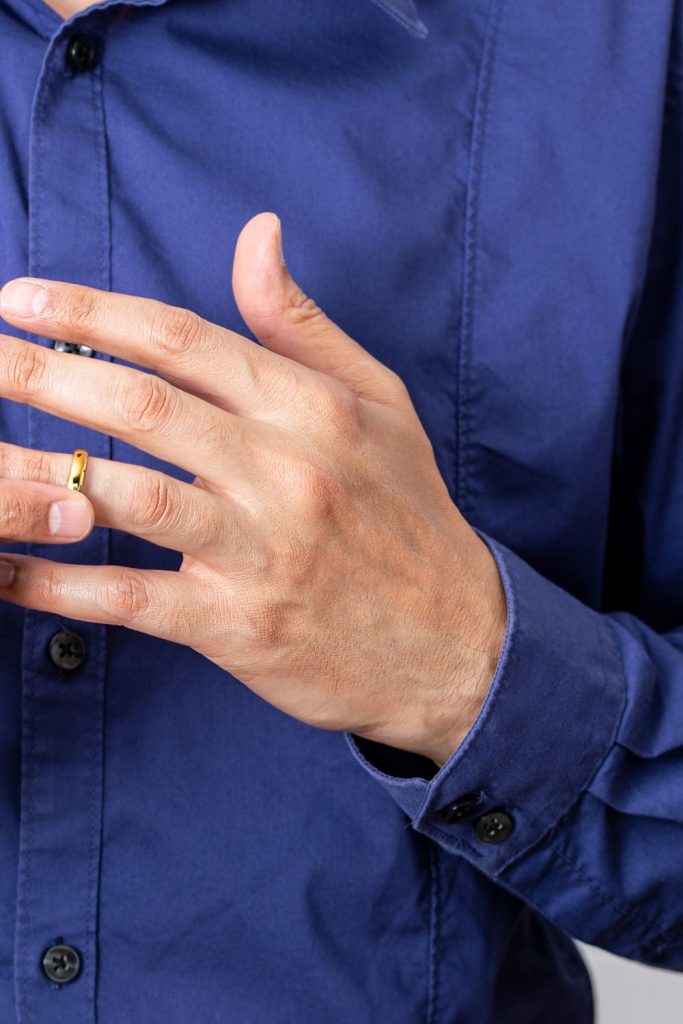 when your husband stops wearing his wedding ring: things it means