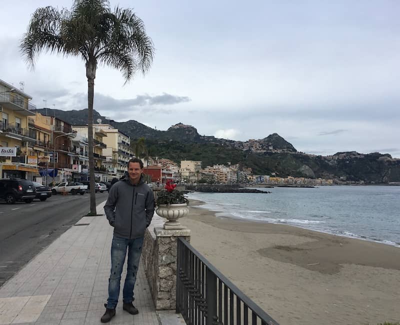 Mike in Giardini-Naxos