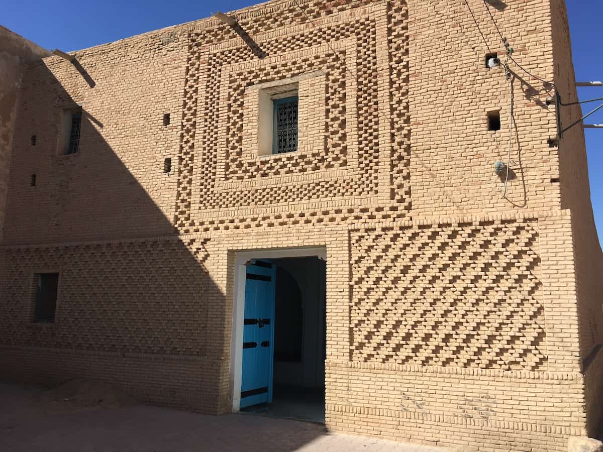 A building in the medina with a nice pattern