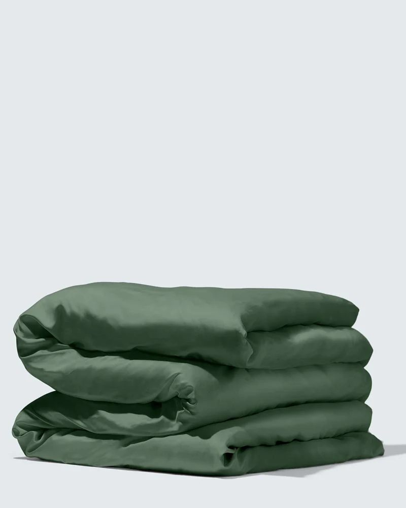 DUVET-OliveGreen_Vinkel1kopier_900x