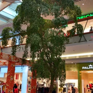 VARENA Bunter Shoppen im Seengebiet- افضل اماكن التسوق في النمسا