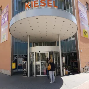 Kiesel Passage- افضل اماكن التسوق في النمسا
