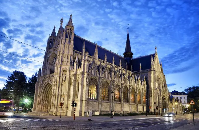 Church of Our Lady of Victories at the Sablon- افضل الاماكن في بلجيكا