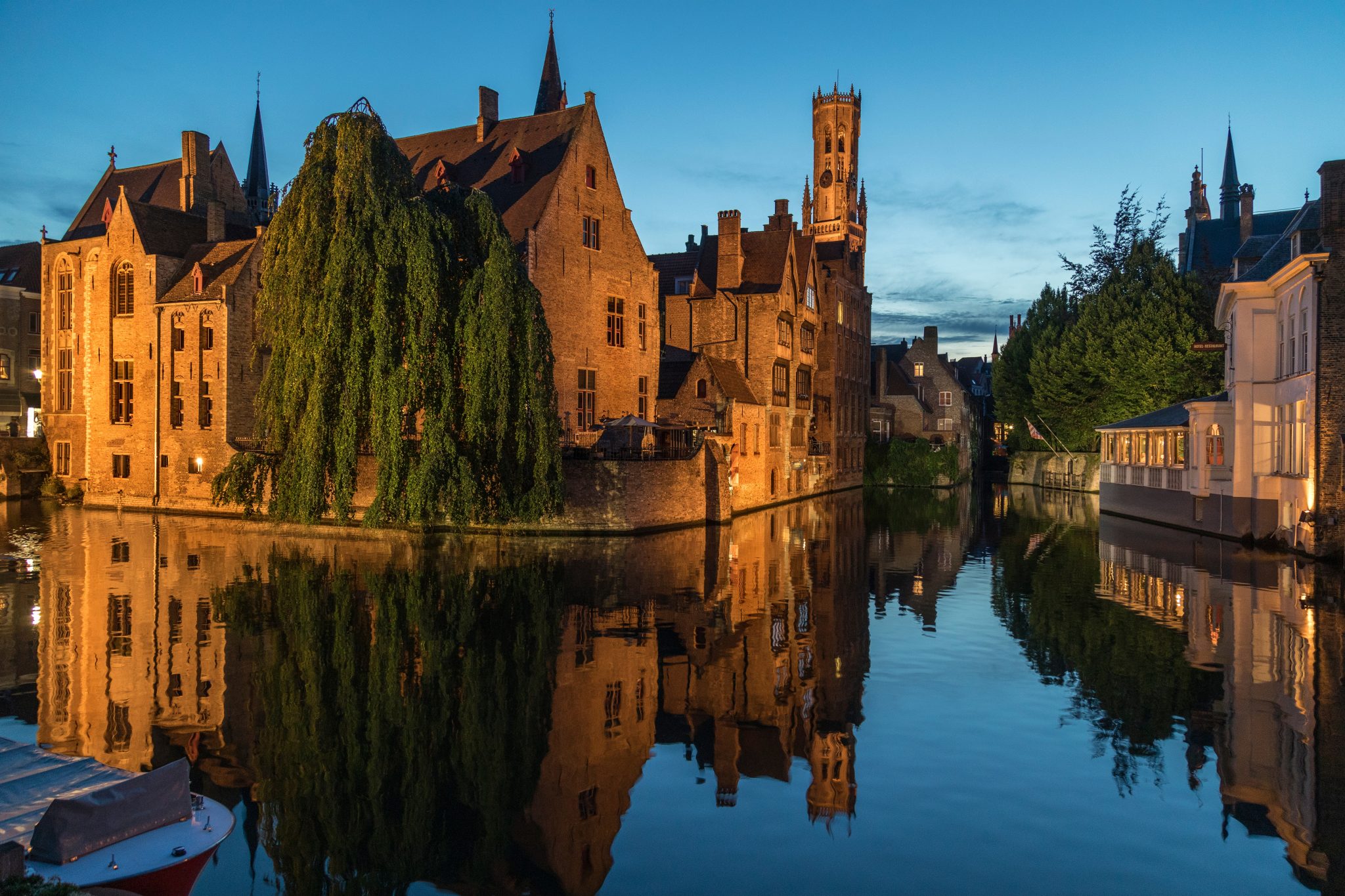 Unforgettable tours in Netherlands and Belgium with tour guide