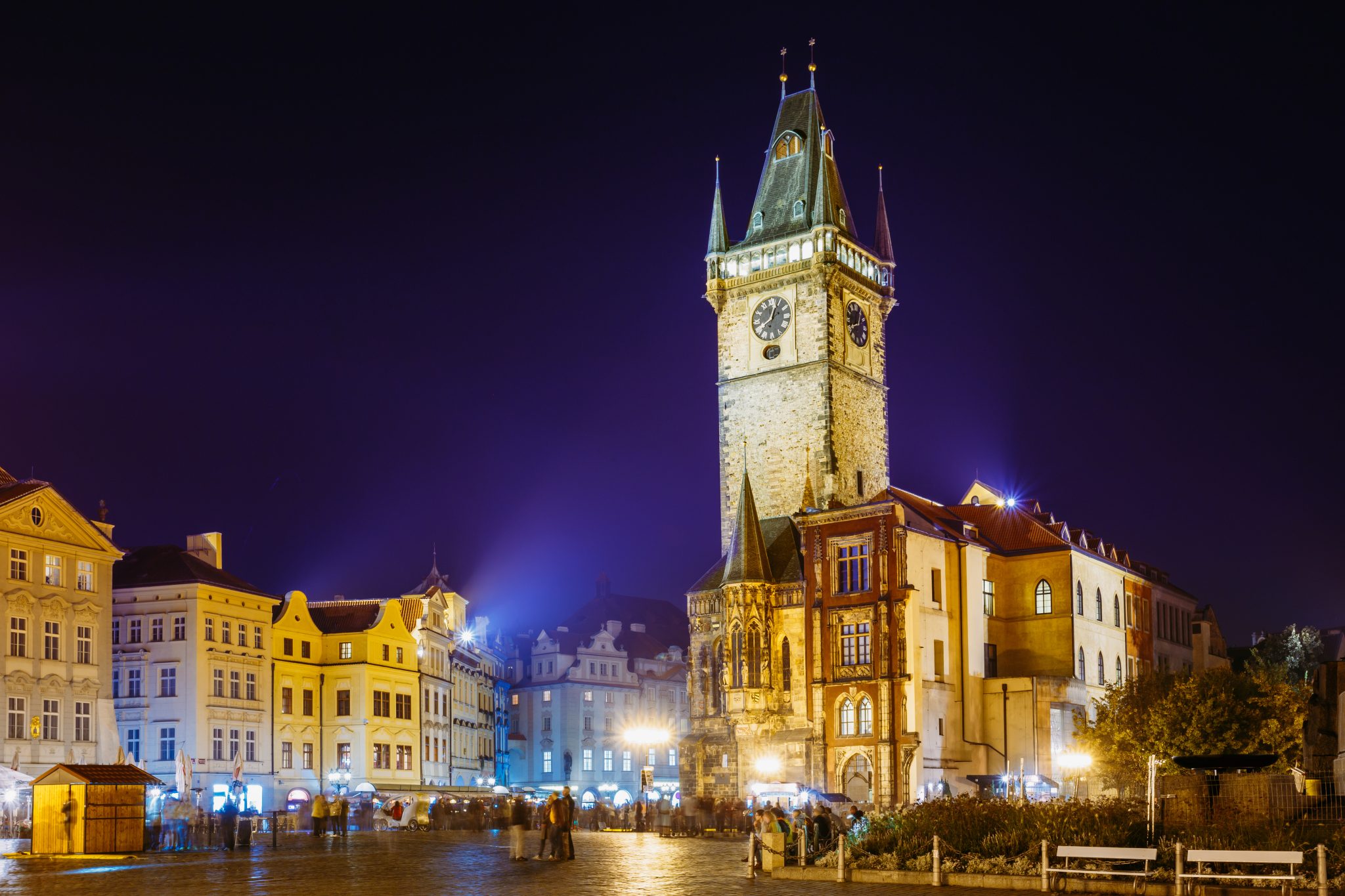 Czech heritage tours with tour guide and driver services in Prague