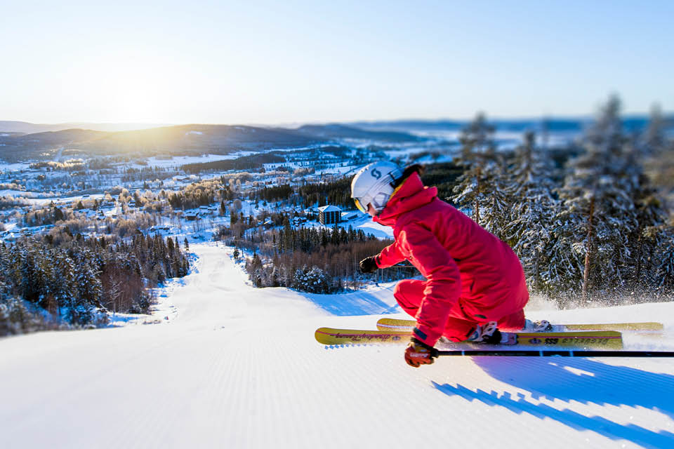 Järvsöbacken, perfekt skidåkning för hela familjen i Järvsö