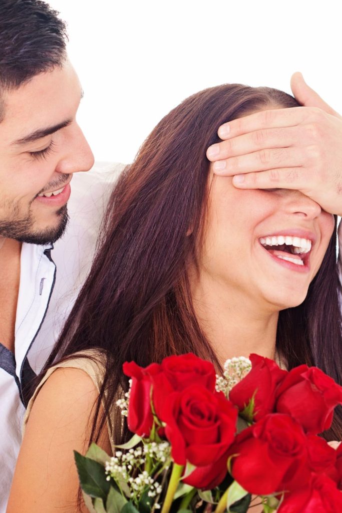 5 Things He Does When He Is in Love with You