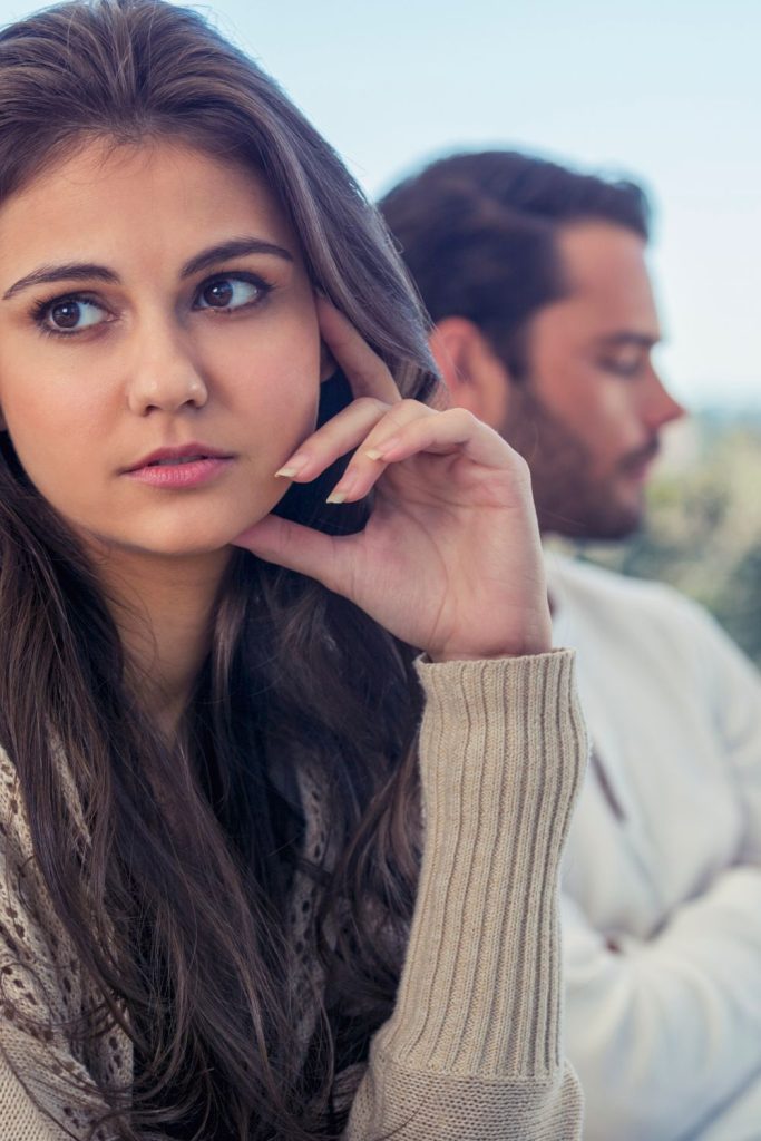 8 Suspicious Signs Your Husband Might Be Seeing Someone Else