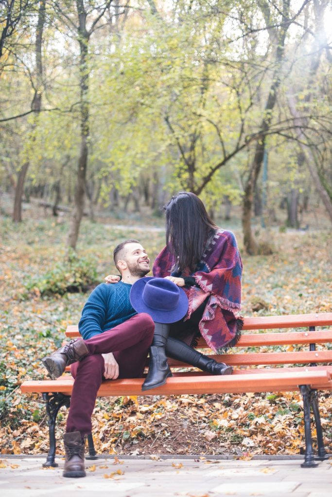 6 Daily Habits Men Adopt When They Are Trying to Woo a Woman