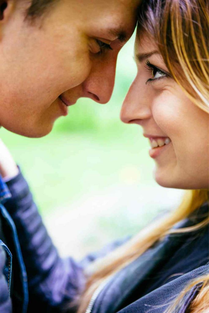 6 Things Guys Do Only for Women They Love