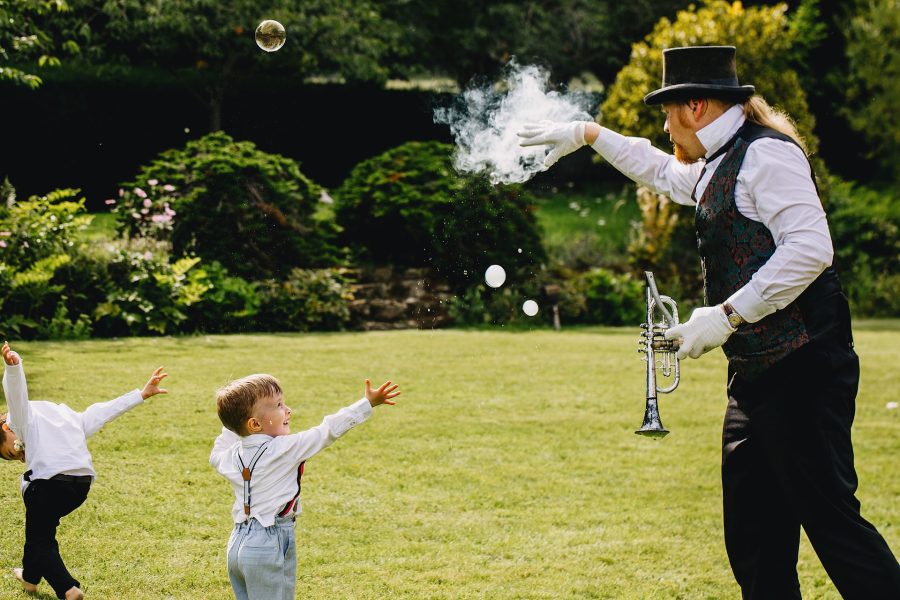 Notley Abbey wedding photographer, Lucy Judson Photography, Oxford wedding photographer