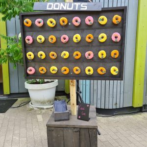 Donutpaal Lydison Verhuur