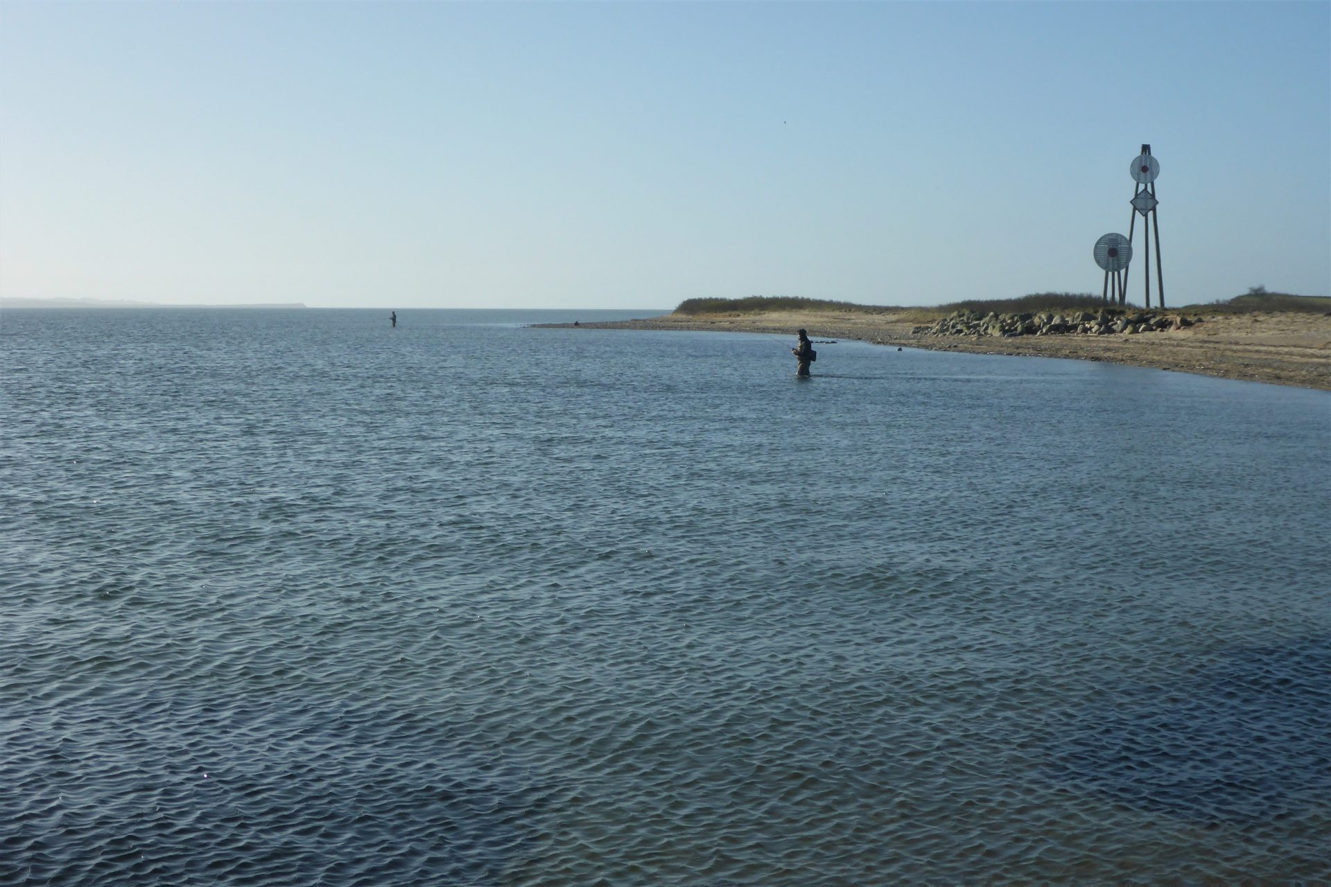 Bøløre Odde er en fiskeplads i Limfjorden på Jegindø hvor man kan fange havørred.