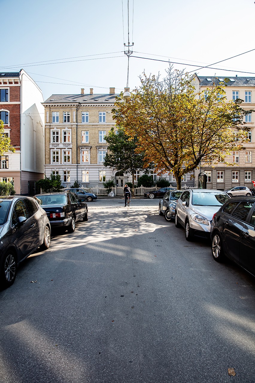 Lejlighed på Frederiksberg blev totalrenoveret og fik ny planløsning, gadebillede