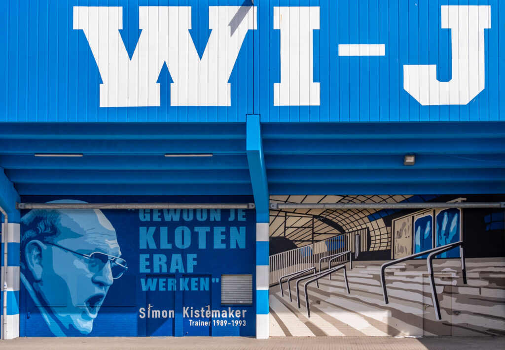 Simon Kistemaker, oud-trainer van De Graafschap, die in 1991 ongeslagen kampioen werd in de eerste divisie.