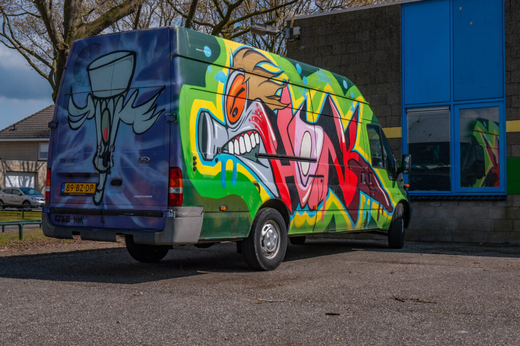 De legale graffitimuur bij jongerencentrum 't Honk