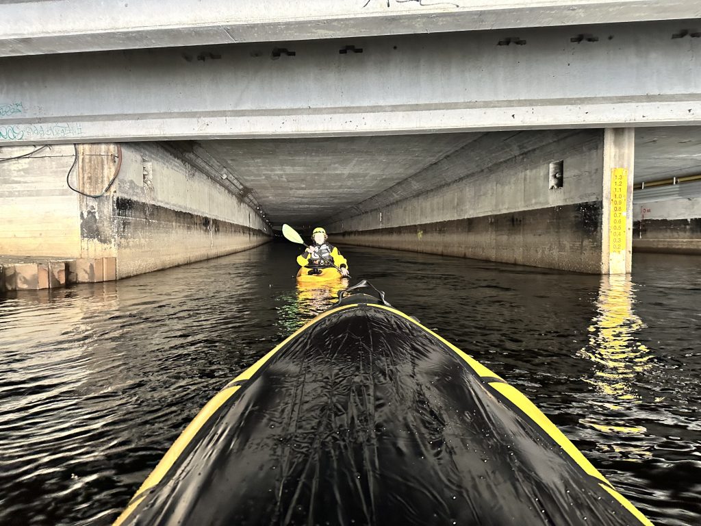 Padling gjennom tunnelen på Akerselva