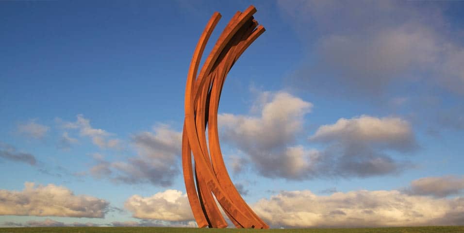 Sculpure parks. Bernar Venet's 88.5° ARC x 8.