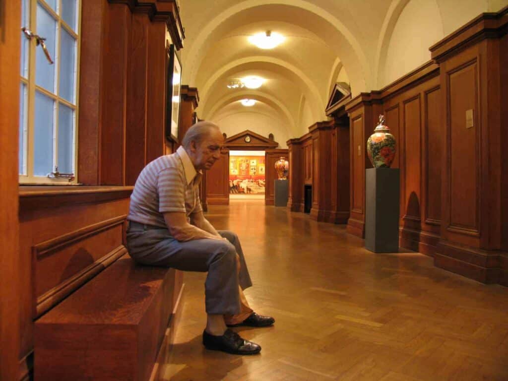 Duane Hanson, Man on a Bench, 1977. CC BY 2.0