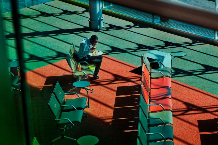 Harry Gruyaert, A lounge of Roissy airport, 2010.