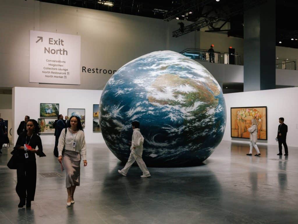 Seung-taek Lee, Earth Play at Art Basel Miami Beach