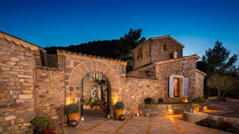 Alquiler Villa de lujo en Mallorca – VILLA SON BALAGUA