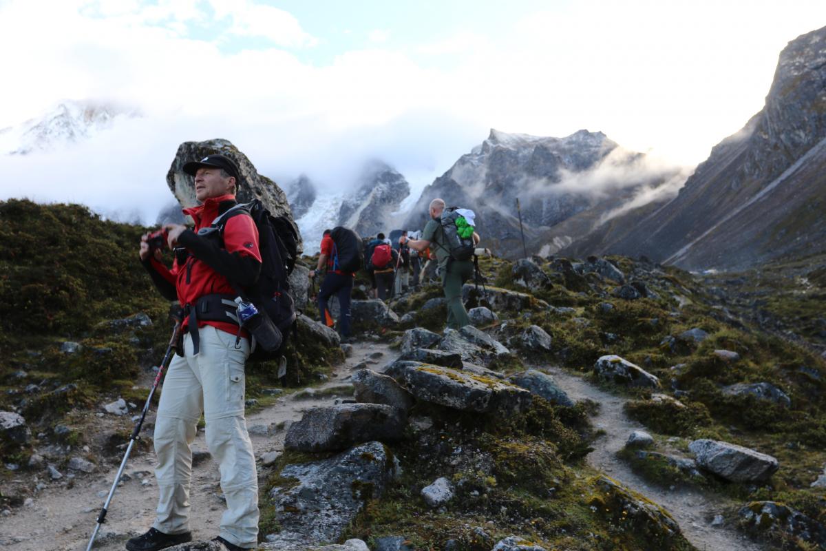 Trek van Bhimthan naar Samdo via Larke pass