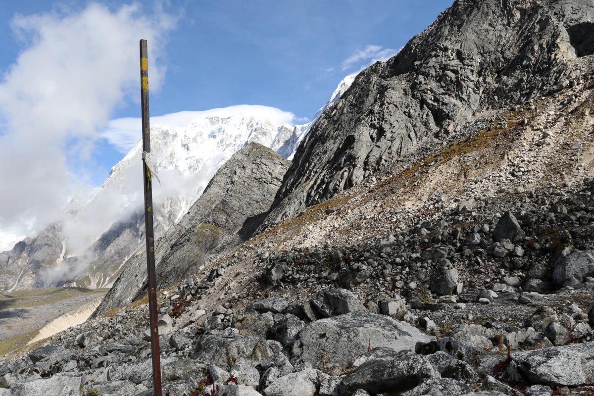 Trek van Bhimthan naar Samdo via Larke pass