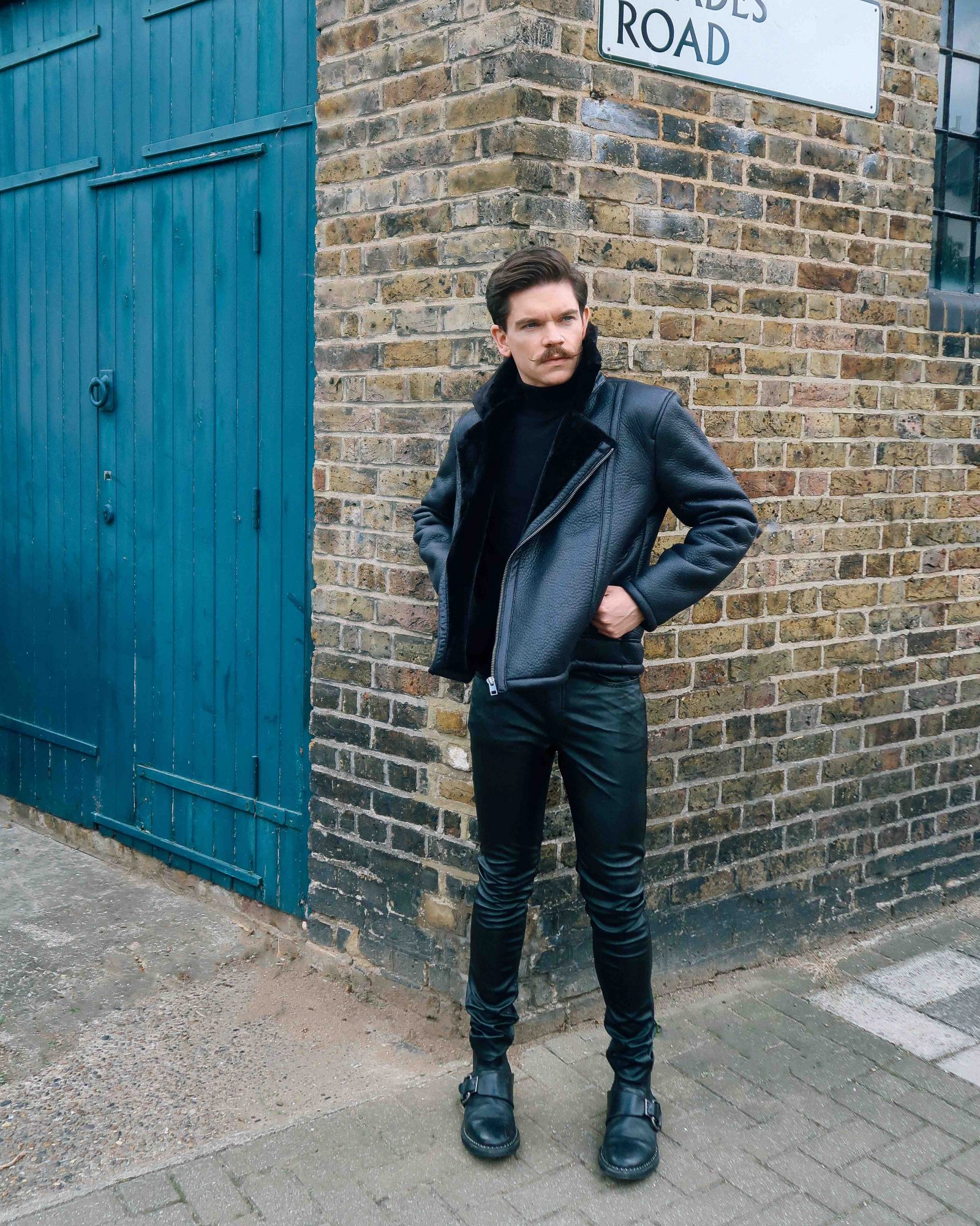 Autumn men's outfits store