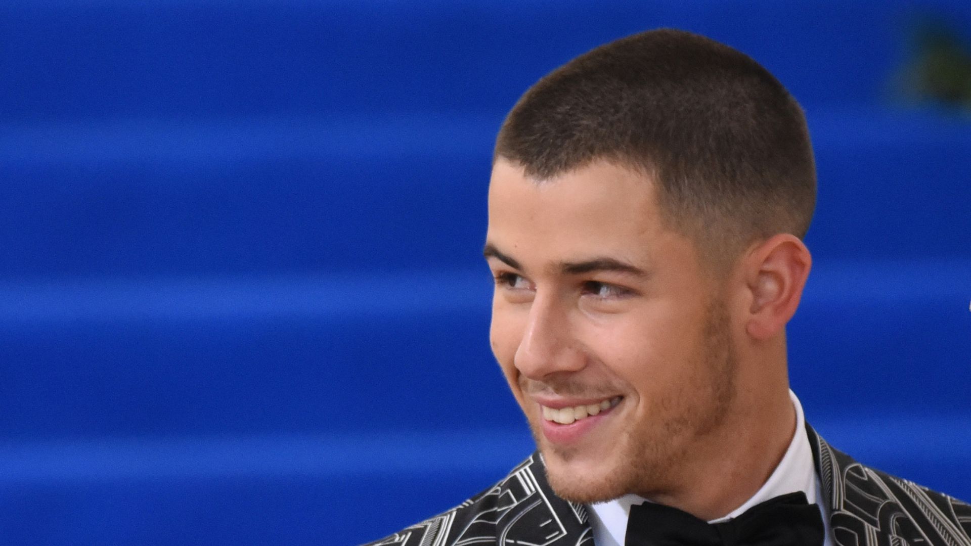 nick-jonas-buzz-cut-hairstyle-haircut-man-for-himself-hero.jpg