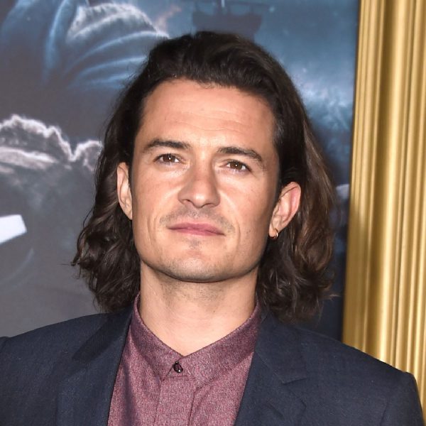 orlando-bloom-long-shoulder-length-hair-curly-man-for-himself.jpg