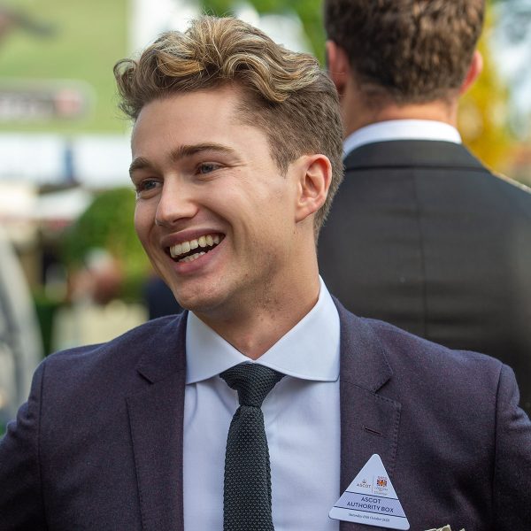 AJ Pritchard: Thick Curls With Taper Fade Cut