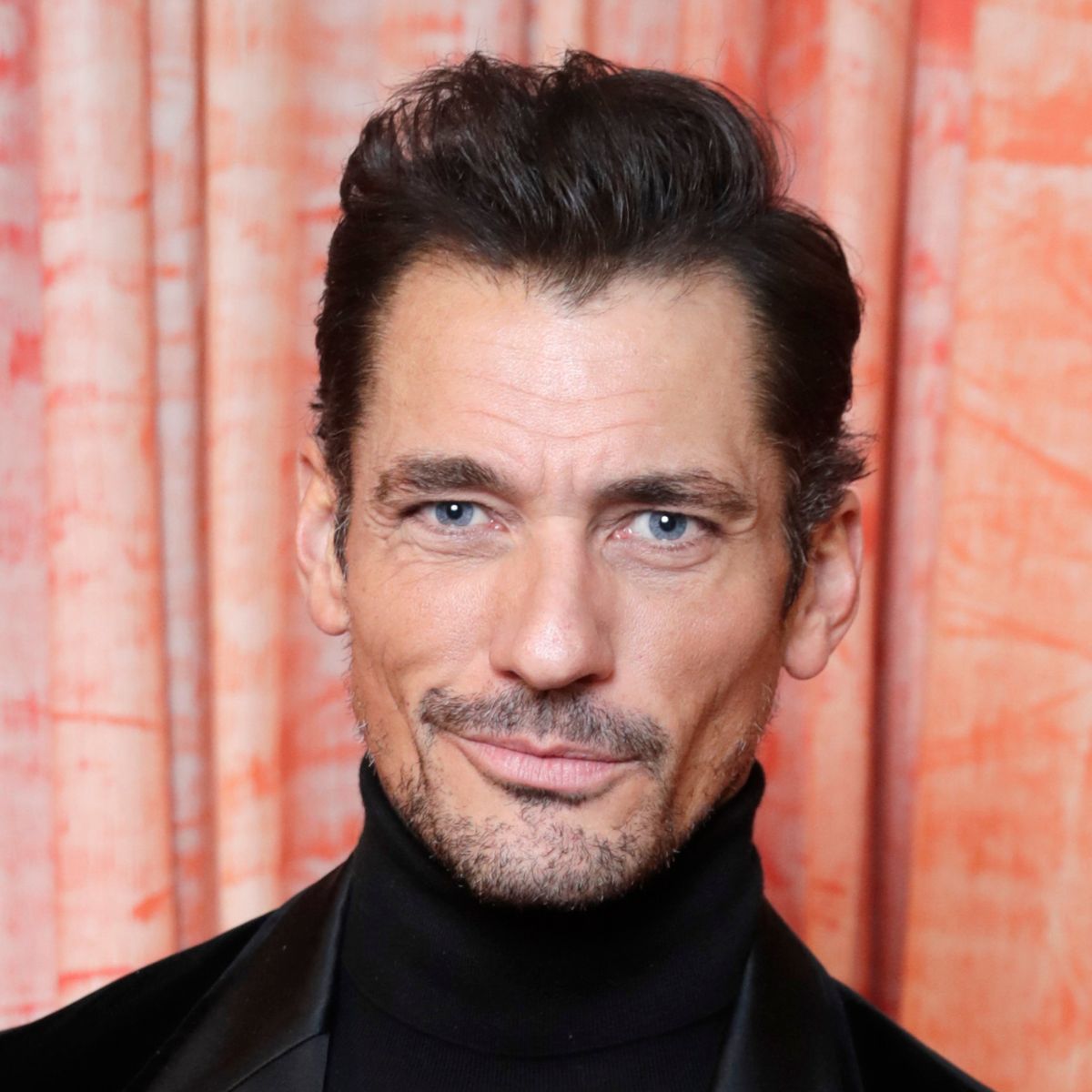 david-gandy-medium-length-hairstyle-with-widows-peak-hairstyle-haircut-man-for-himself-ft.jpg