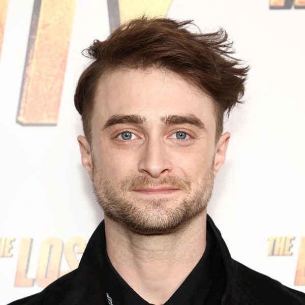 daniel-radcliffe-medium-textured-undercut-hairstyle-hairstyle-haircut-man-for-himself-1.jpg