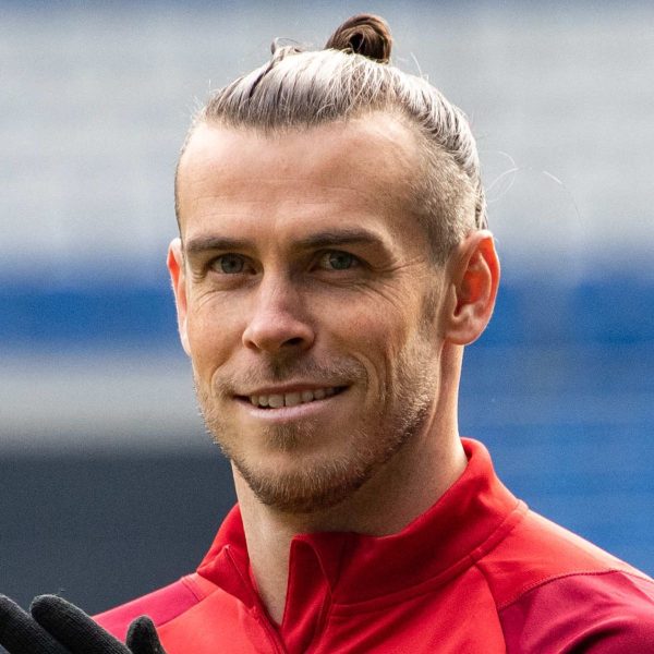 gareth-bale-long-hair-with-man-bun-and-undercut-hairstyle-haircut-man-for-himself-ft.jpg