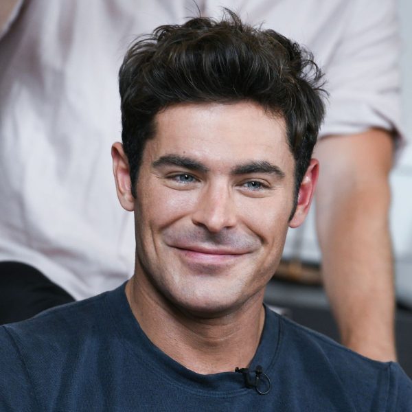 Zac Efron: Medium Length Textured Quiff